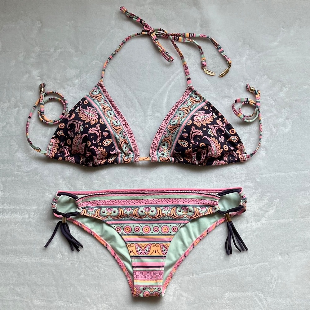 VICTORIA'S SECRET Paisley Print Bikini